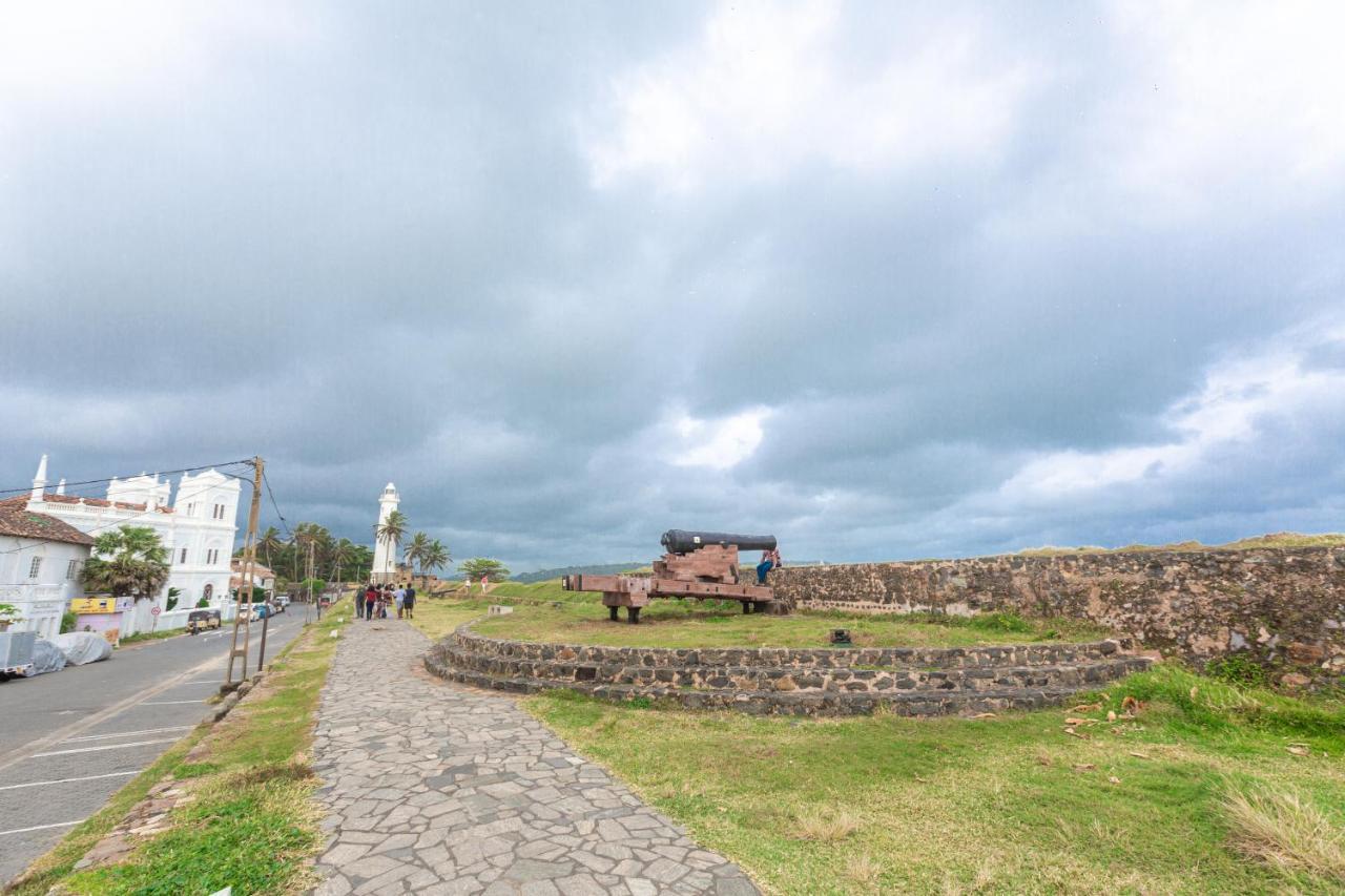 Fort Thari Inn Гале Екстериор снимка